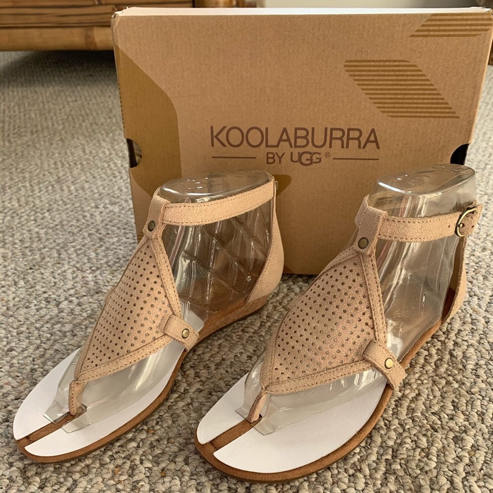 KOOLABURRA BY UGG BRIONA FROSTED ALMOND SANDALS